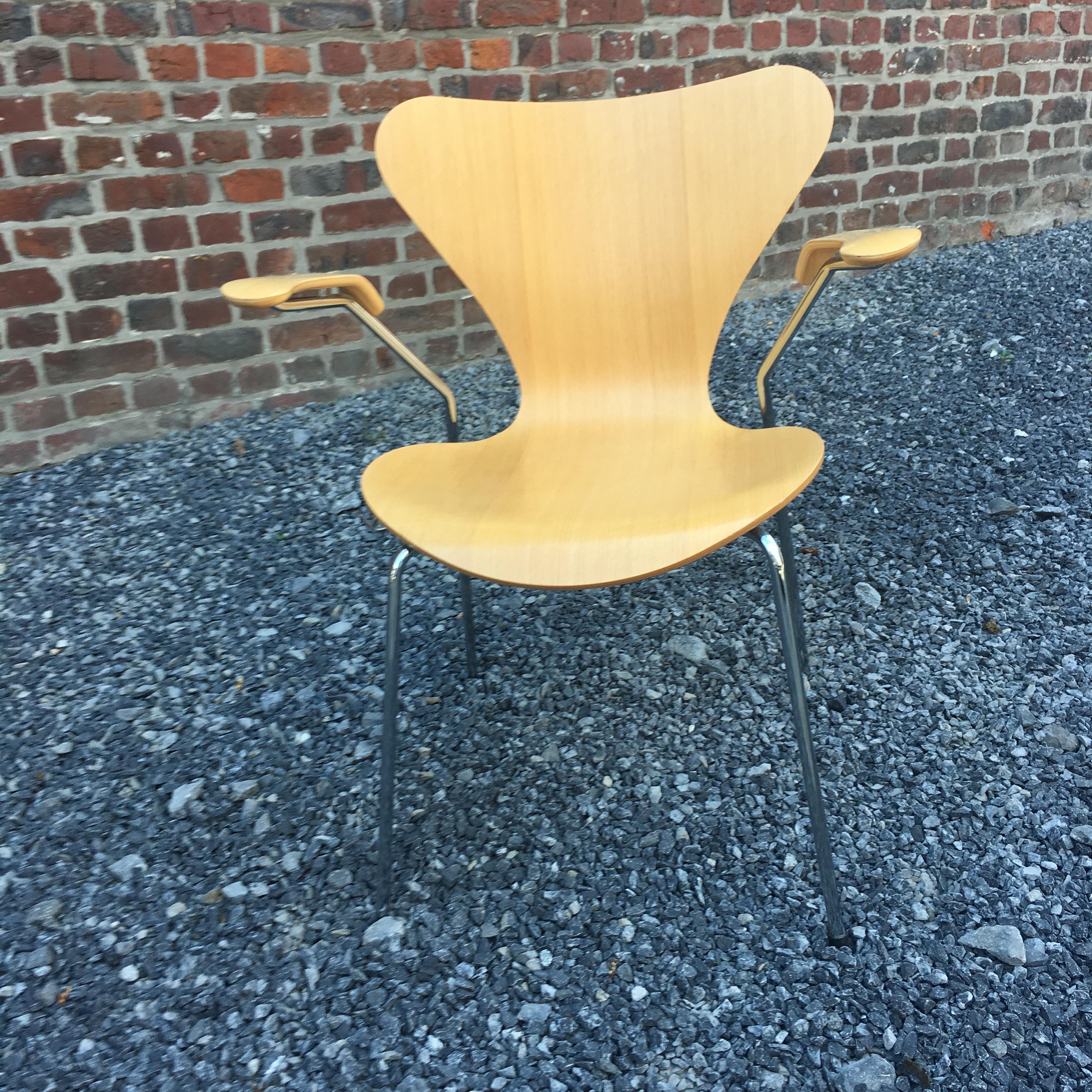 Late 20th Century Arne Jacobsen, 6 Armchairs, Model 3107, Fritz Hansen Edition, Stamp, Label For Sale