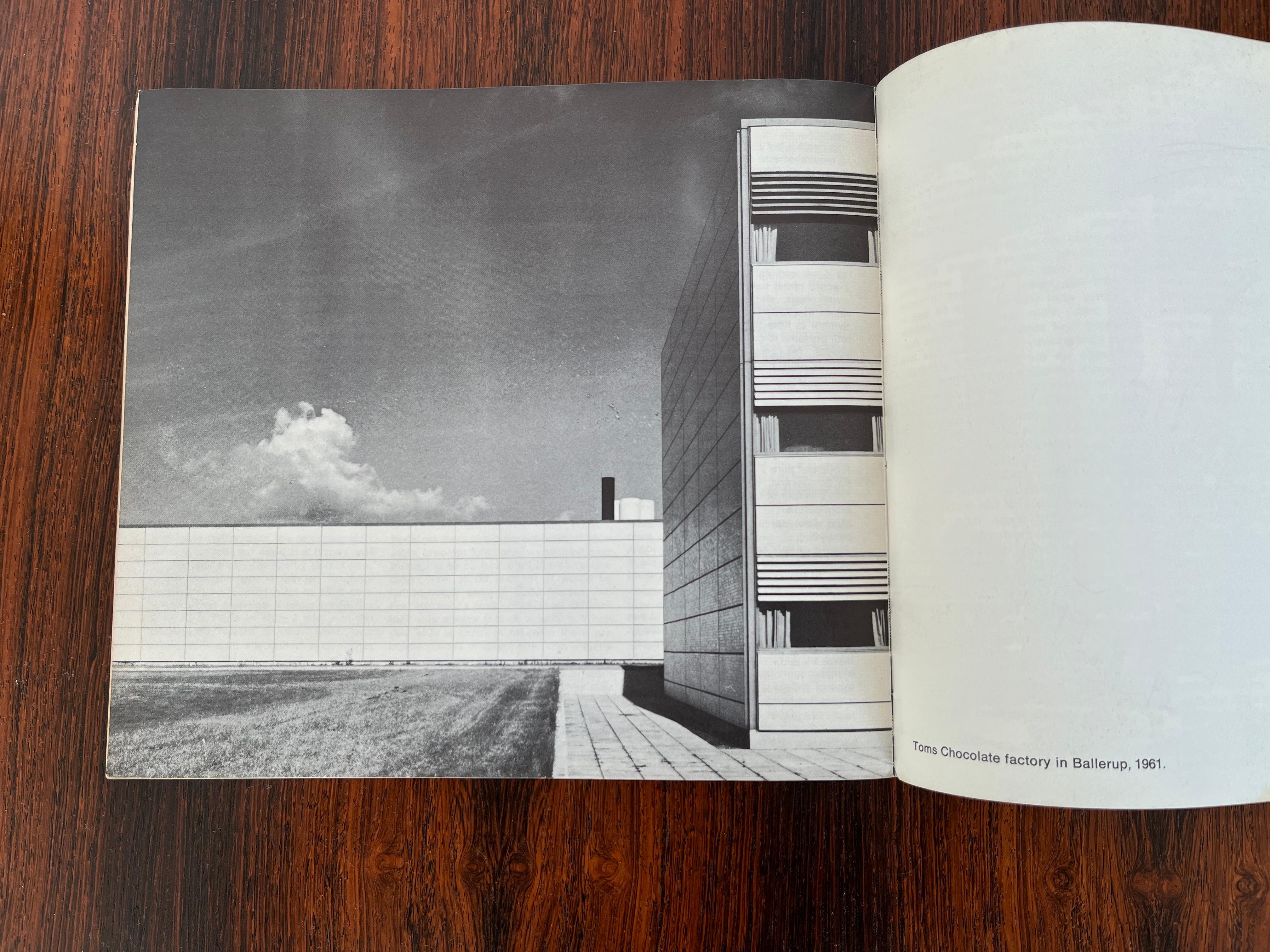 Arne Jacobsen, dänischer Architekt, 1972 (Skandinavische Moderne) im Angebot
