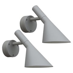 Applique d'extérieur 'AJ 50' de Arne Jacobsen pour Louis Poulsen en gris
