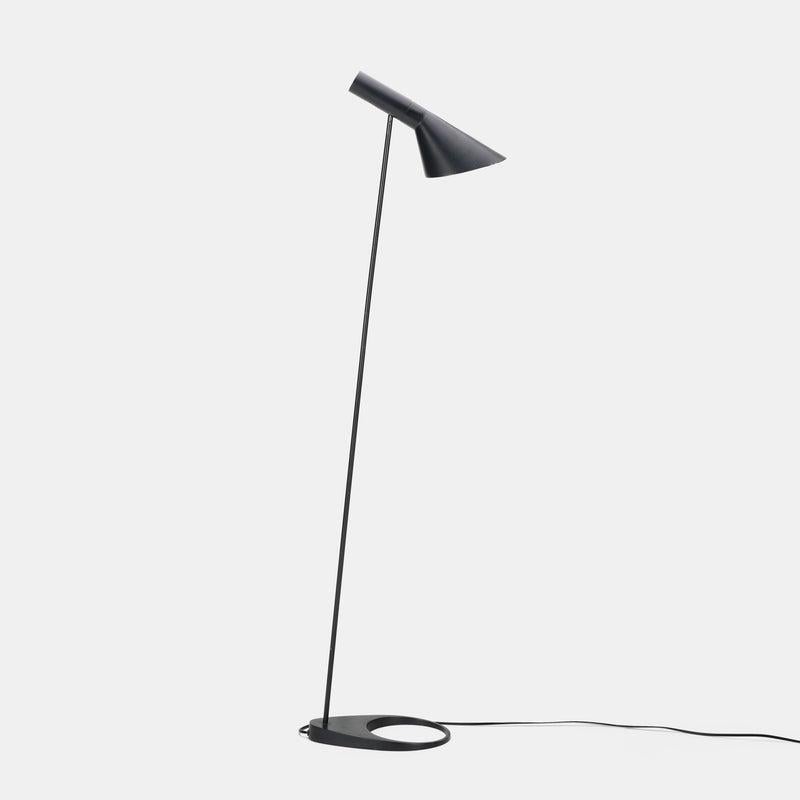 XX secolo Arne Jacobsen  Lampada da terra 