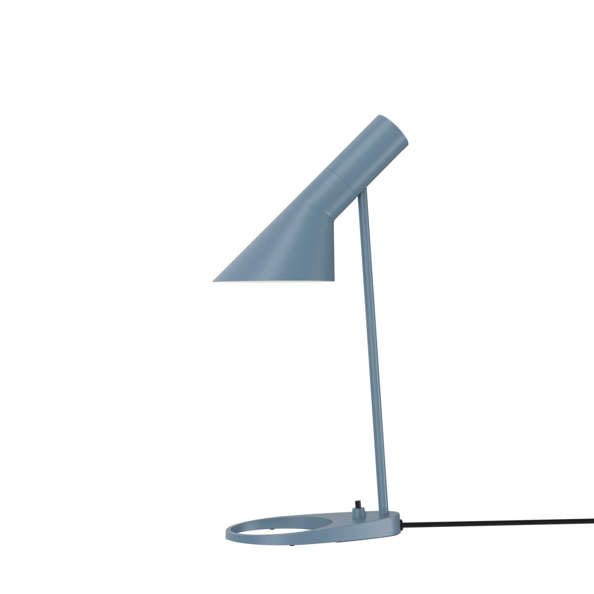 Arne Jacobsen 'AJ Mini' Table Lamp in Black for Louis Poulsen For Sale 8