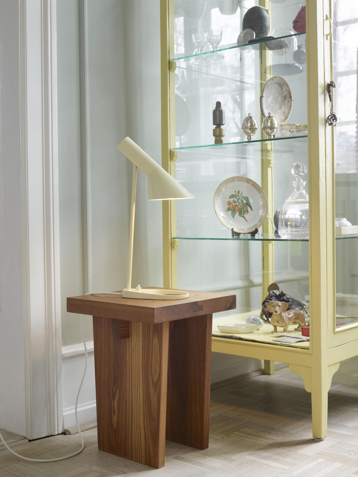 Scandinavian Modern Arne Jacobsen 'Aj Mini' Table Lamp in Warm Grey for Louis Poulsen For Sale