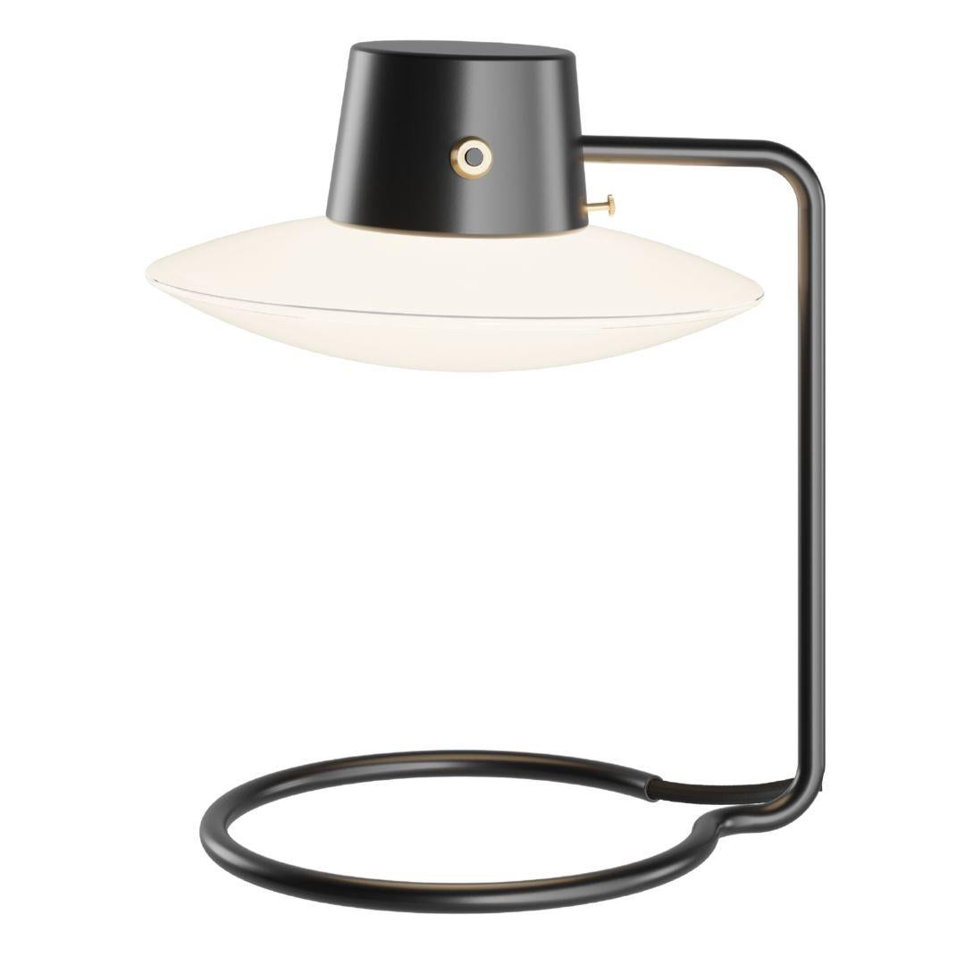 Lampe de bureau à épingle « AJ Oxford » d'Arne Jacobsen en verre opale pour Louis Poulsen en vente 4