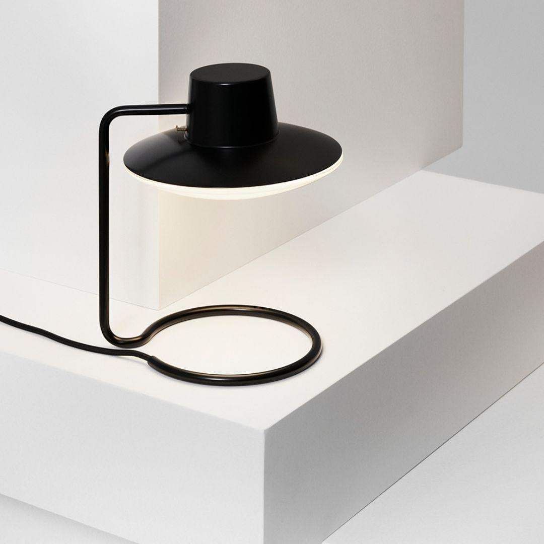 Lampe de bureau à épingle « AJ Oxford » d'Arne Jacobsen en verre opale pour Louis Poulsen en vente 11