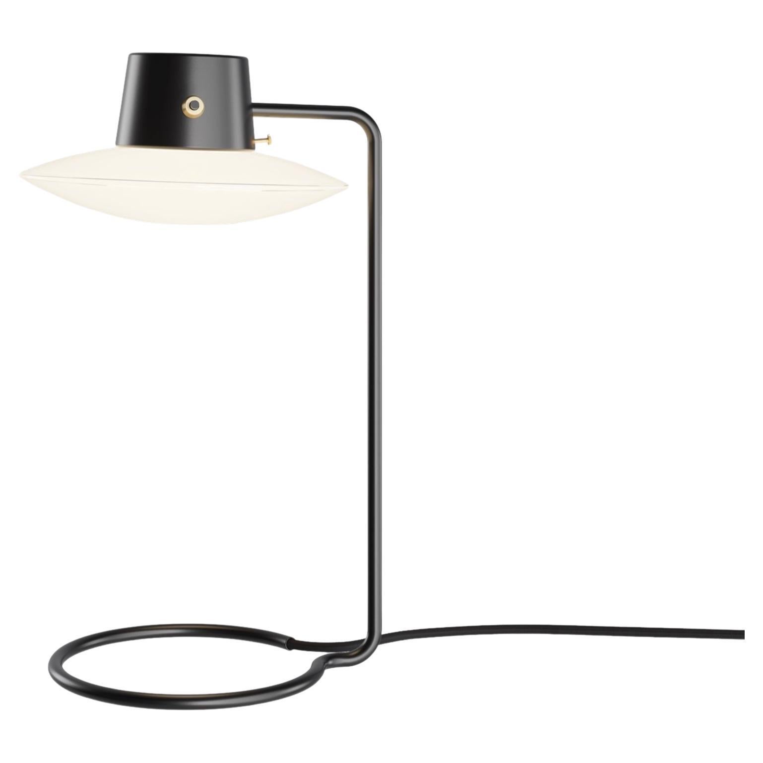 Lampe de bureau AJ Oxford en verre opalin 410 mm d'Arne Jacobsen pour Louis Poulsen, 1963