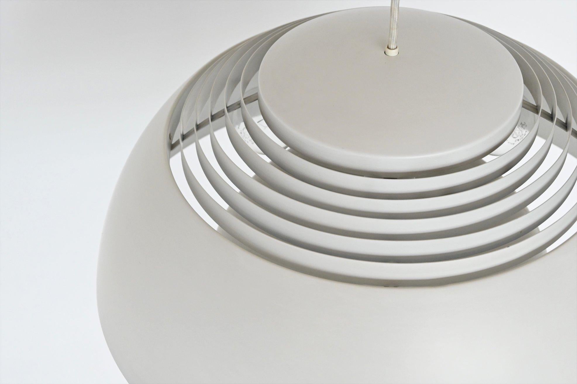 Arne Jacobsen AJ Royal pendant lamp Louis Poulsen Denmark 195 In Good Condition In Etten-Leur, NL