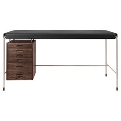 Bureau 'AJ52' de Arne Jacobsen en noyer huilé et cuir pour Carl Hansen & Son