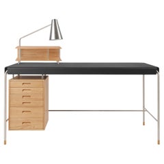Bureau avec lampe 'AJ52' de Arne Jacobsen en chêne huilé et cuir pour Carl Hansen & Son