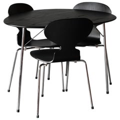 Arne Jacobsen Anniversary Set, 3 "Ant" Chairs and Table