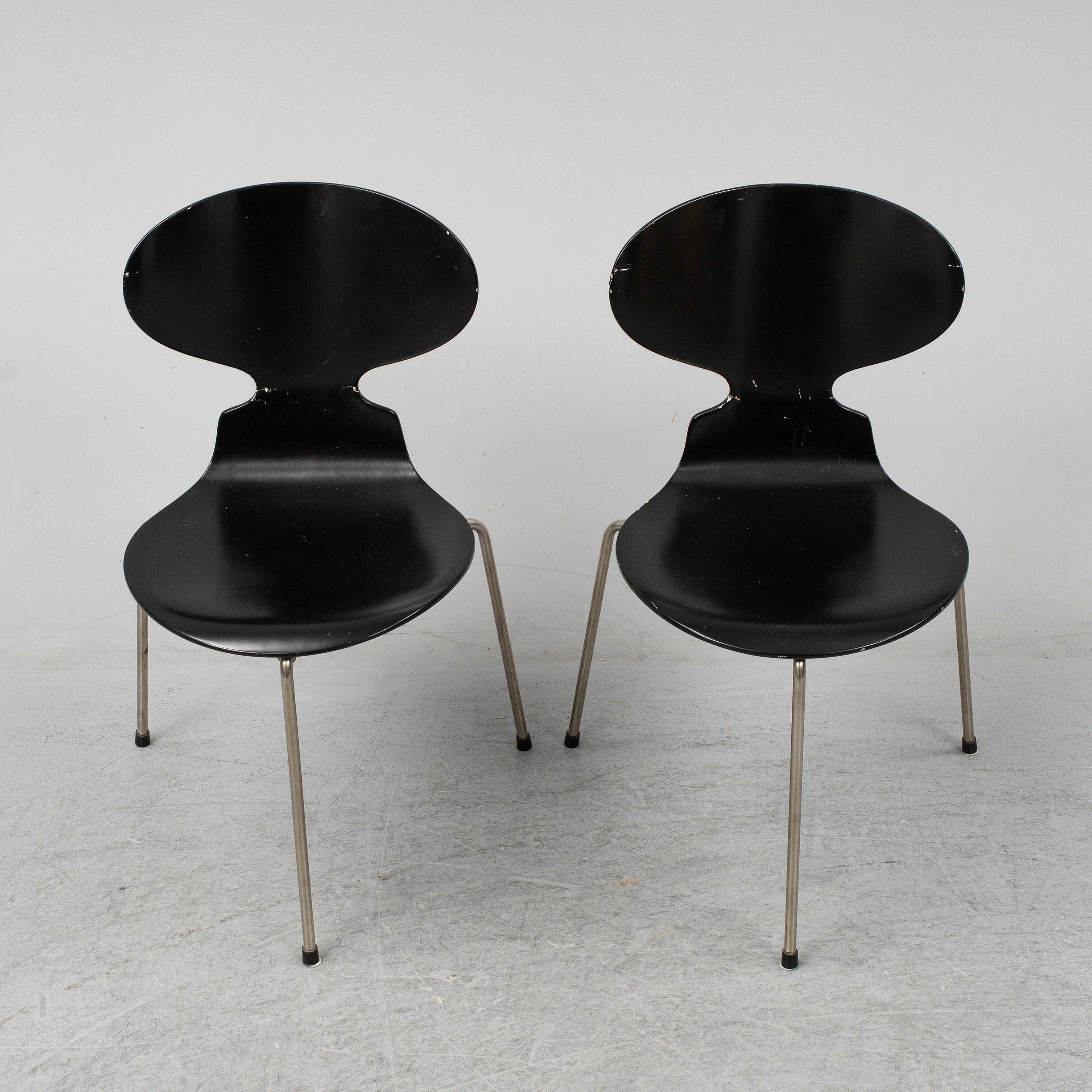 20th Century Arne Jacobsen Ant Chairs, Original Set from Early Production, 1952 For Sale
