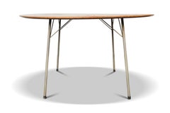 Arne Jacobsen "Ant" Dining Table in Teak