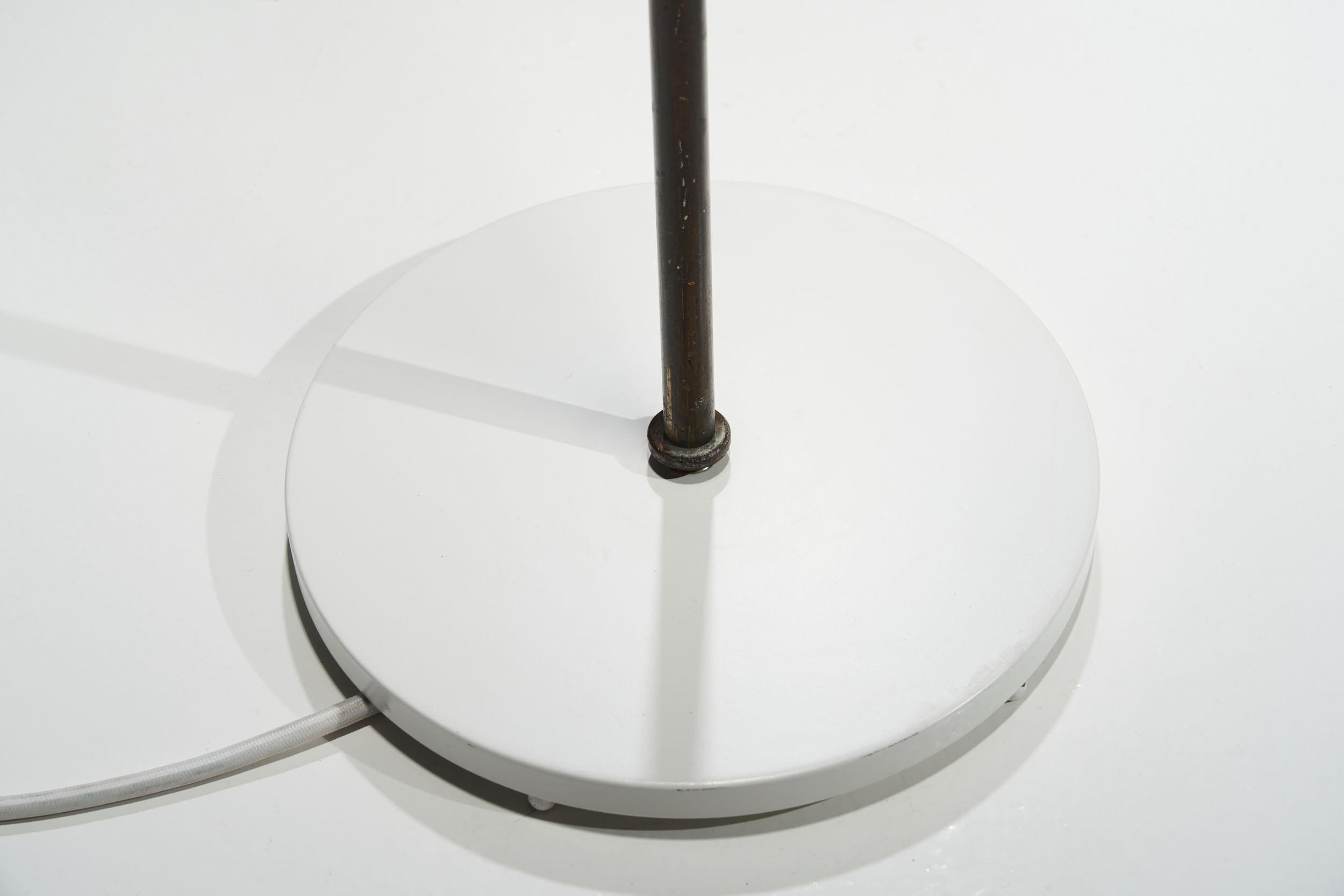 Arne Jacobsen “Bellevue AJ7” Brass Floor Lamp, Denmark, 1929 In Good Condition In Utrecht, NL