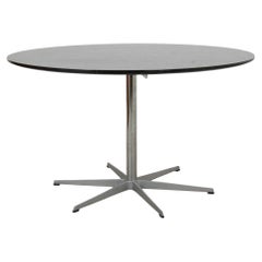 Retro Arne Jacobsen black circular dining table Ø:120 cm.