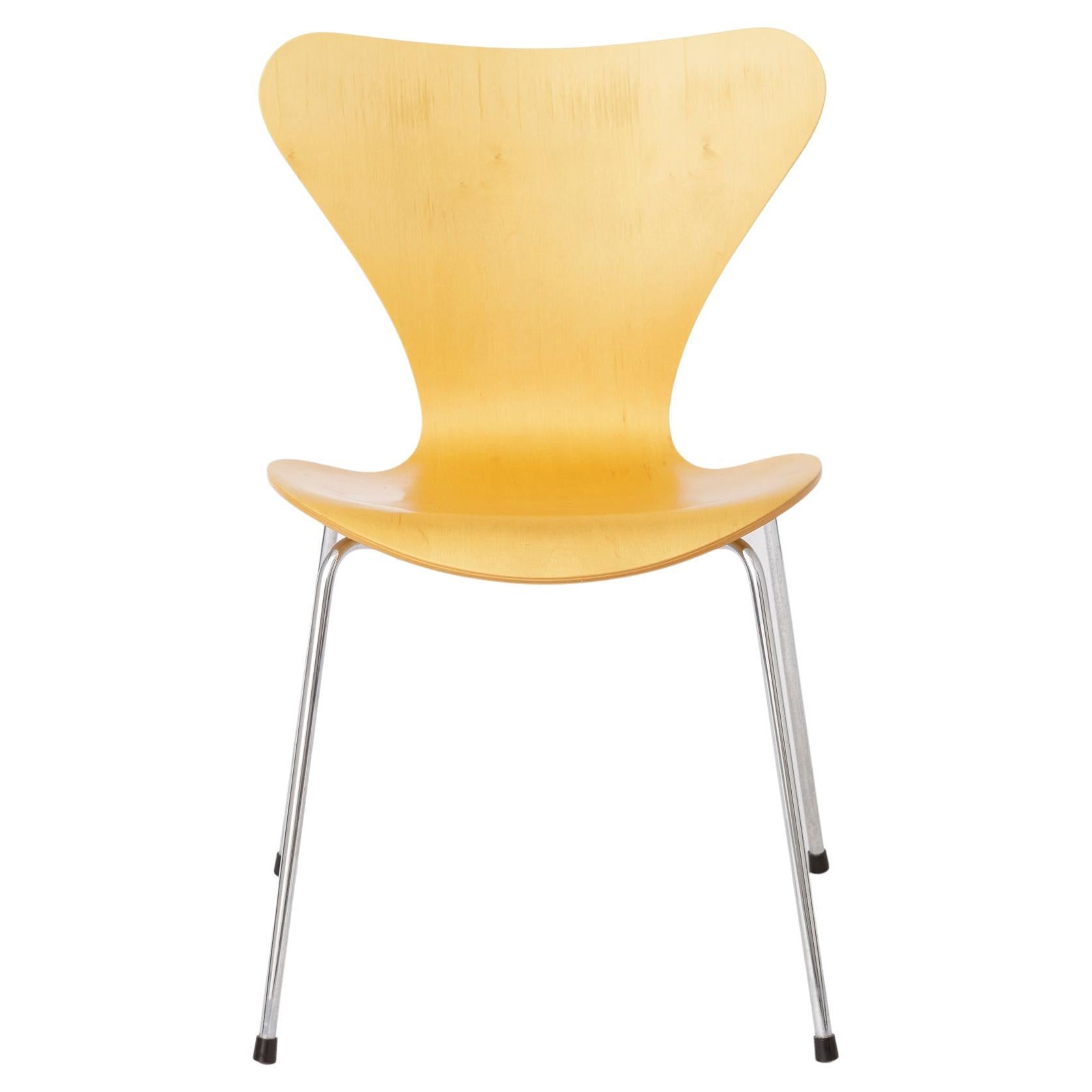 Arne Jacobsen Chair 3107 (Series 7), Beechwood Shell, Chrome Legs, Danish Design For Sale