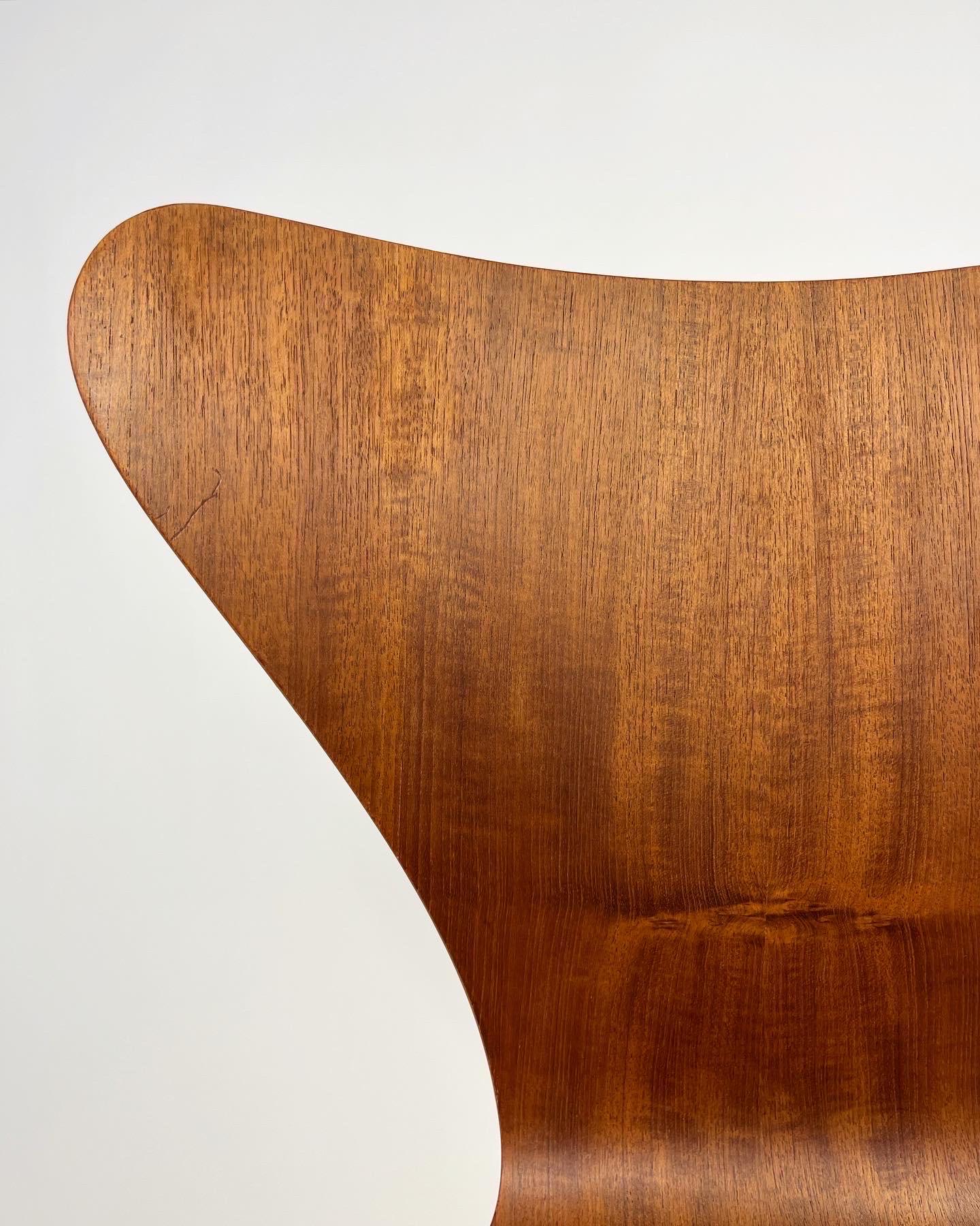Arne Jacobsen Chair Series 7 Teak 3107 Fritz Hansen, 1966 1