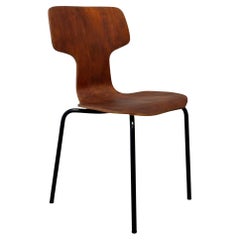 Arne Jacobsen Kinderstuhl 3103 T-Stuhl, Teak, Fritz Hansen, Dänemark, 1950er Jahre