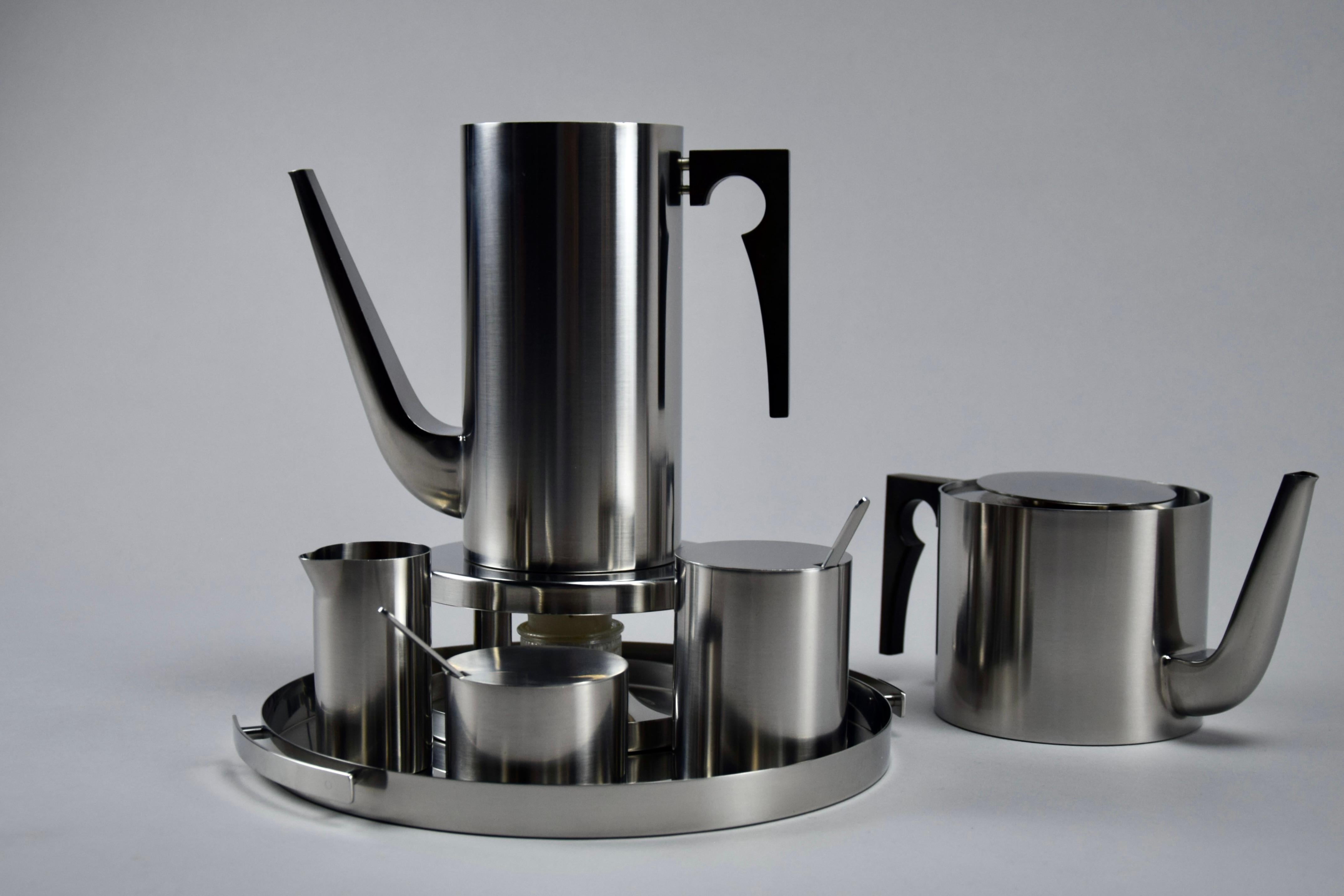 Arne Jacobsen Coffee and Tea Set For Sale 3