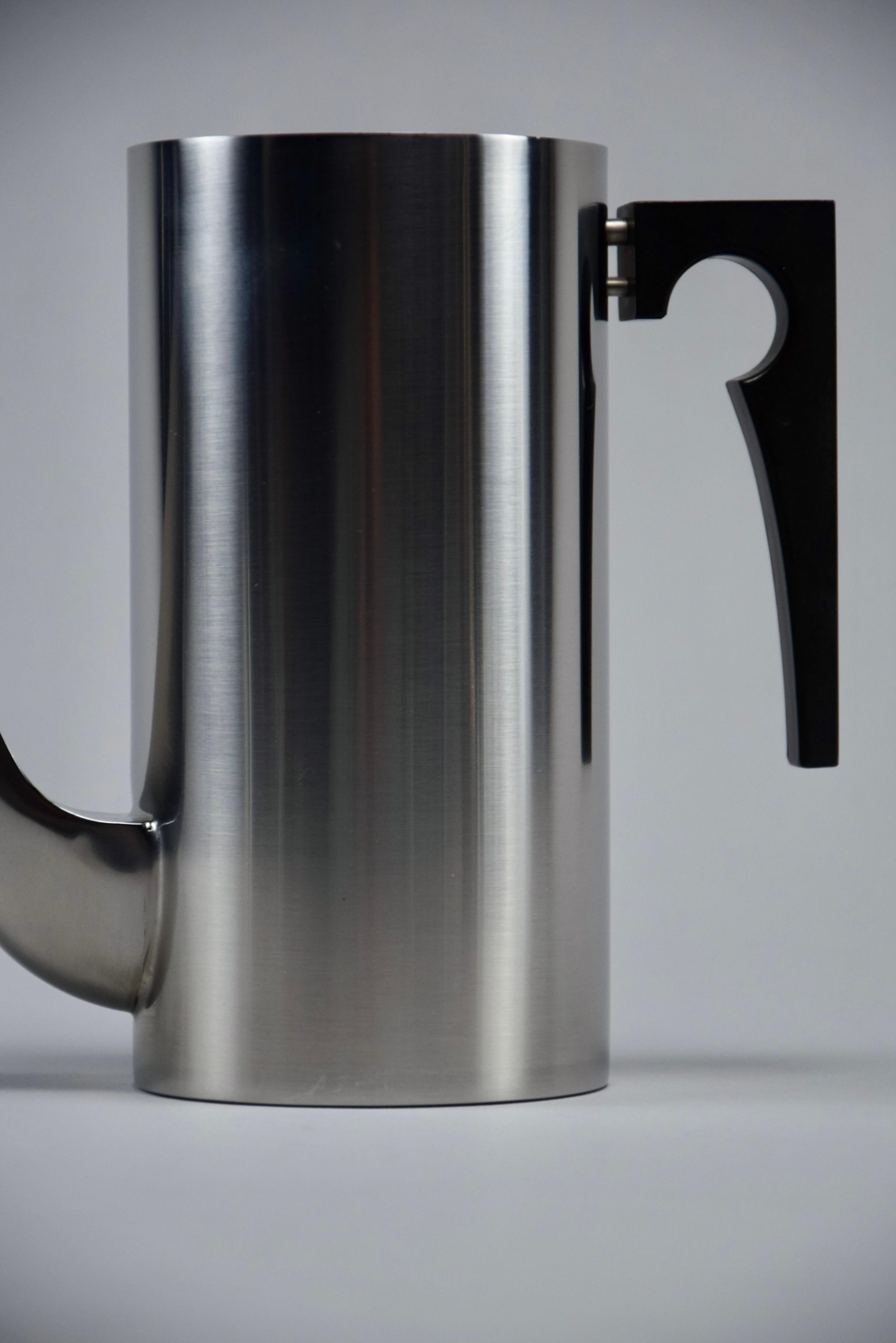 Arne Jacobsen Coffee and Tea Set For Sale 4