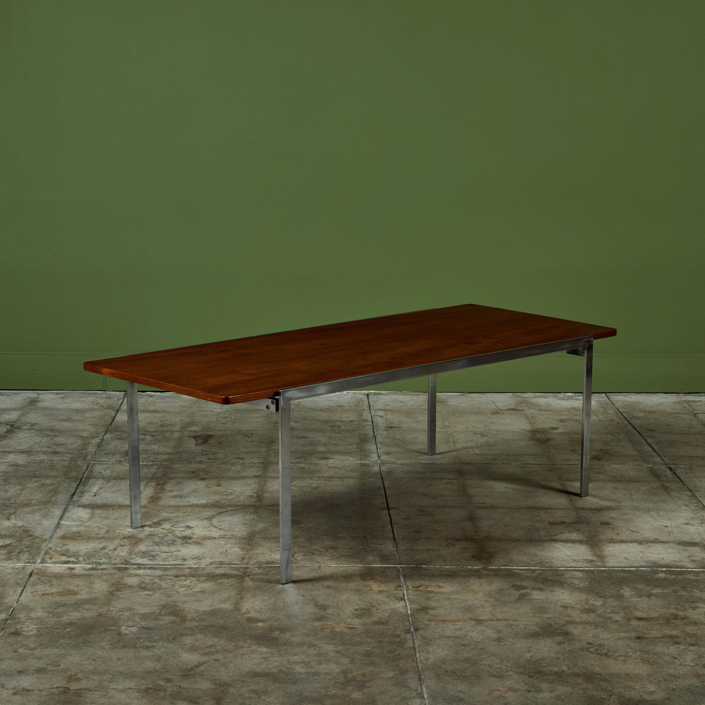 Table basse Arne Jacobsen pour Fritz Hansen Bon état - En vente à Los Angeles, CA