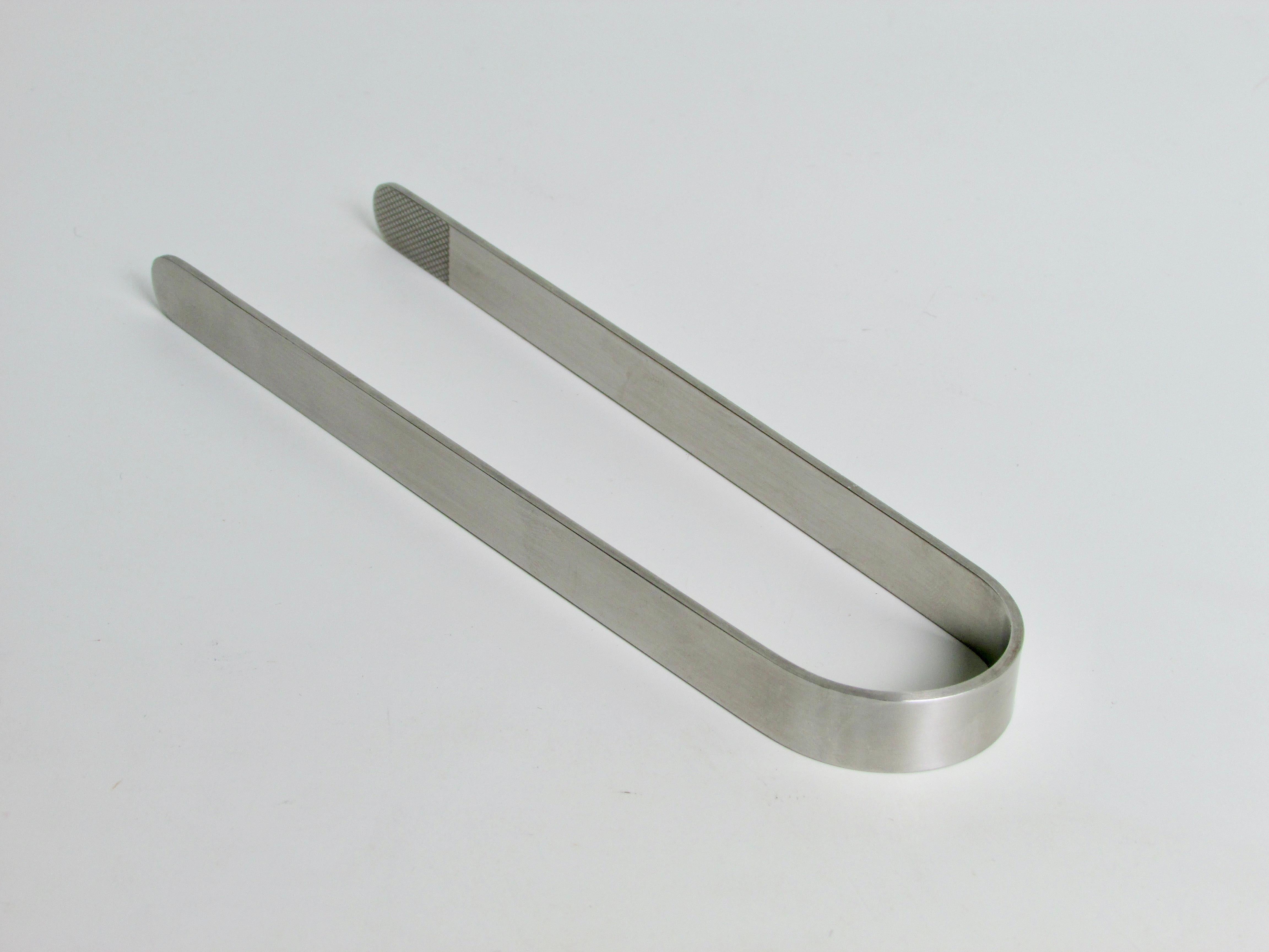 Arne Jacobsen design for Stelton Stainless Steel Ice Tongs, Denmark For Sale 4