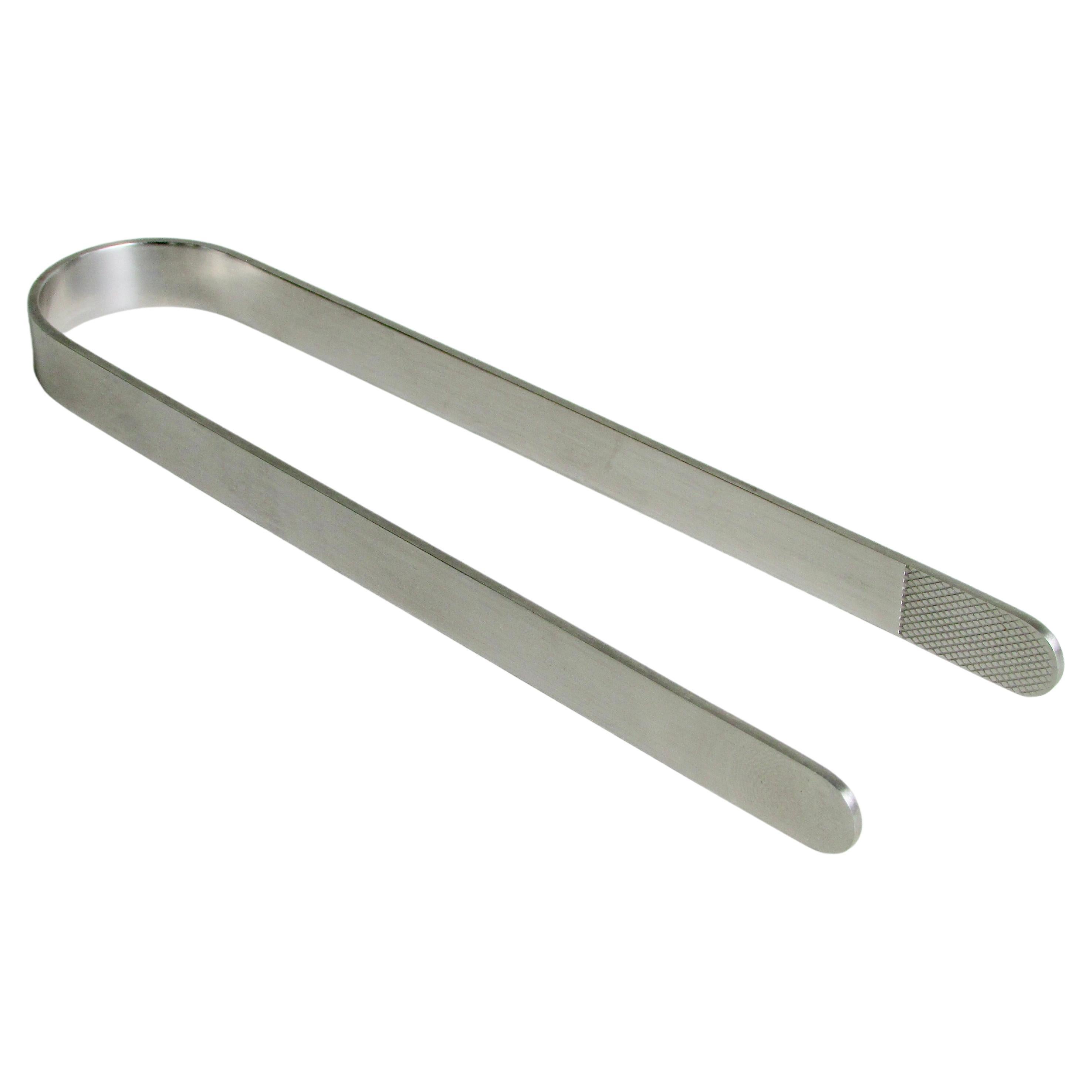 Diseño de Arne Jacobsen para las pinzas de hielo de acero inoxidable Stelton, Dinamarca