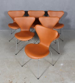 Arne Jacobsen Model 3107 Dining Chair, Walnut Aniline Leather, Denmark
