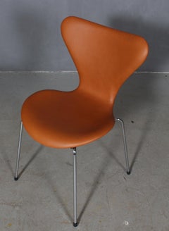 Arne Jacobsen Model 3107 Dining Chair by Fritz Hansen, Walnut Leather