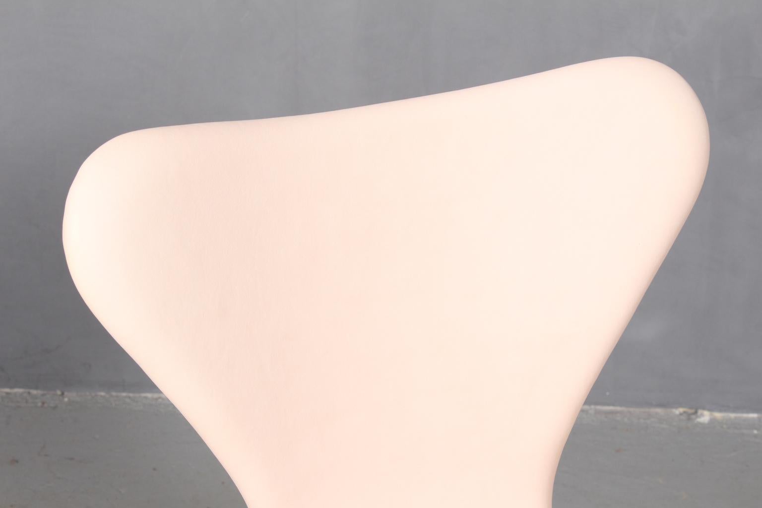 Esszimmerstuhl von Arne Jacobsen (Skandinavische Moderne) im Angebot