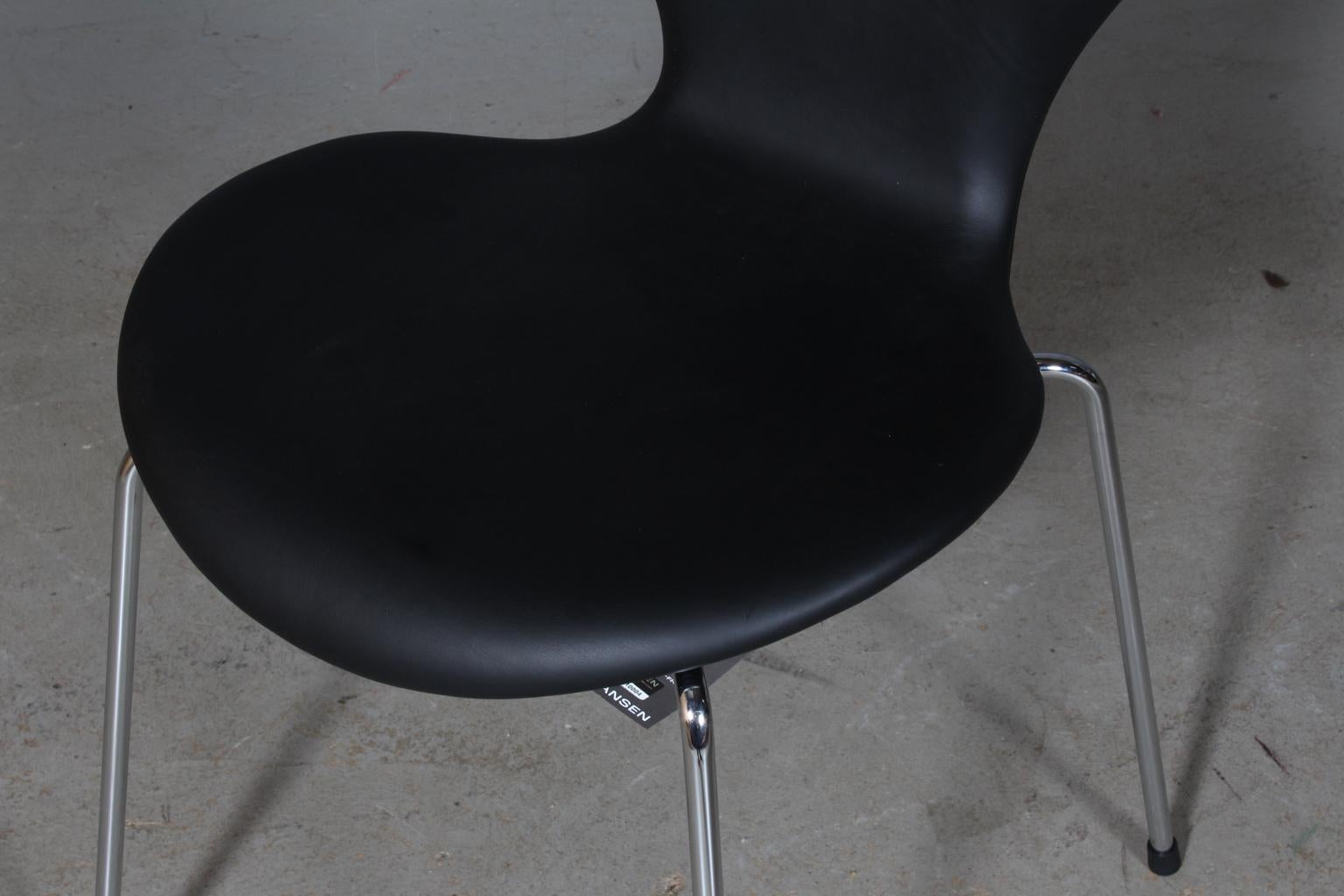 Esszimmerstuhl von Arne Jacobsen (Skandinavische Moderne) im Angebot