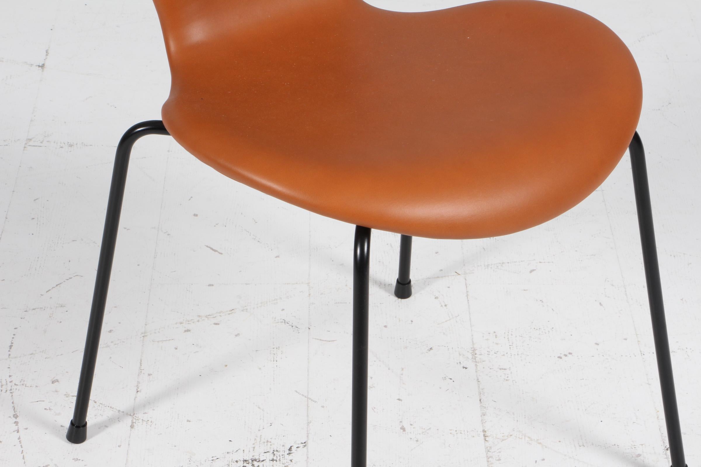 Esszimmerstuhl von Arne Jacobsen (Dänisch) im Angebot