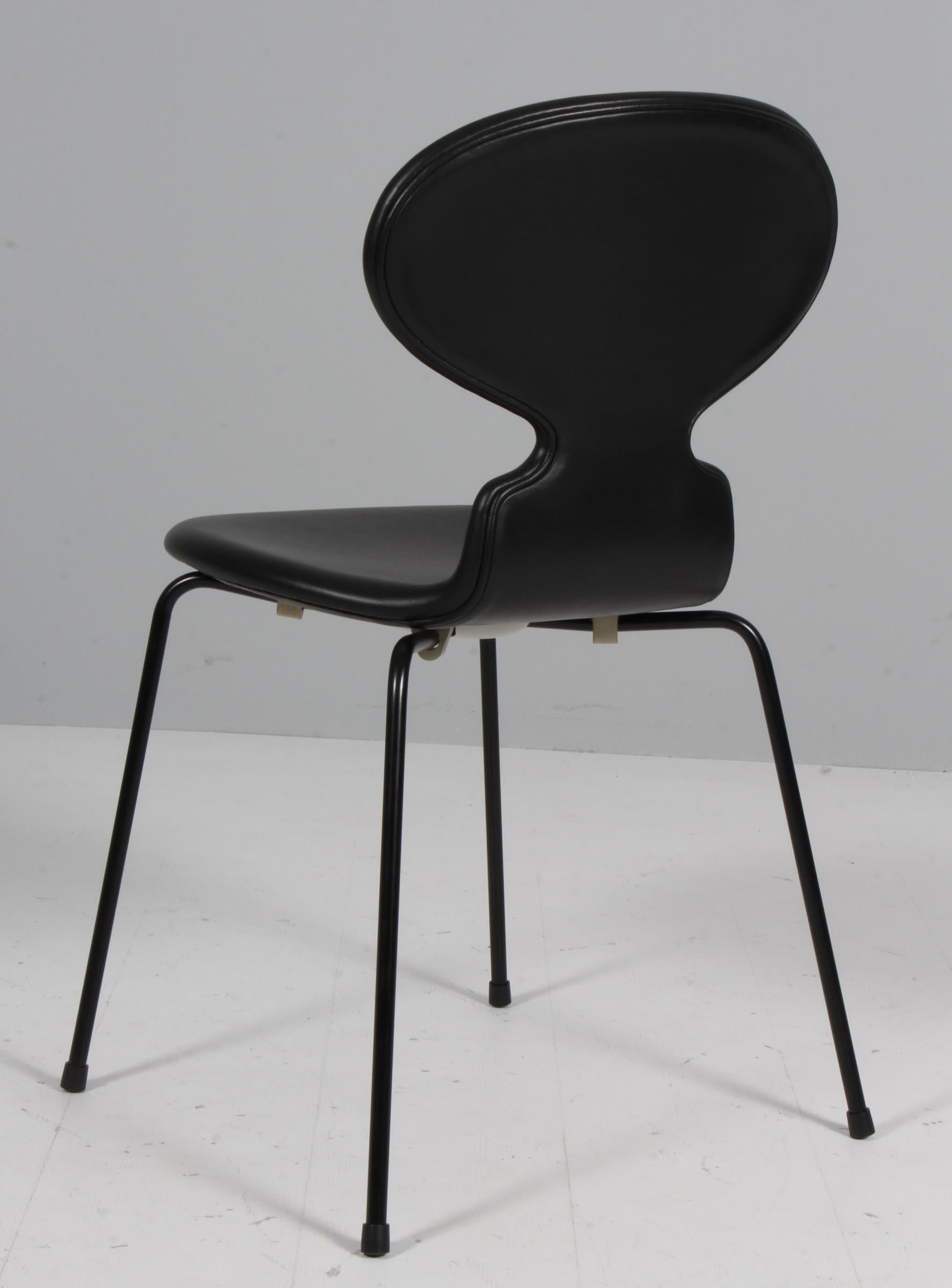 Arne Jacobsen, Sedia da pranzo modello 3101 