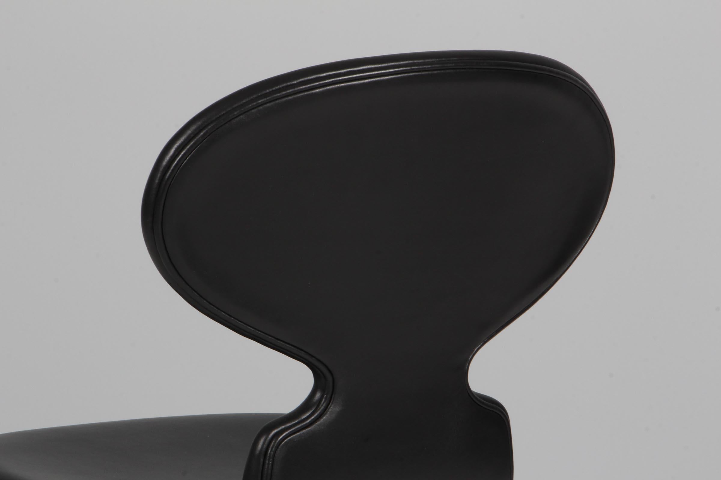 Metà XX secolo Arne Jacobsen, Sedia da pranzo modello 3101 