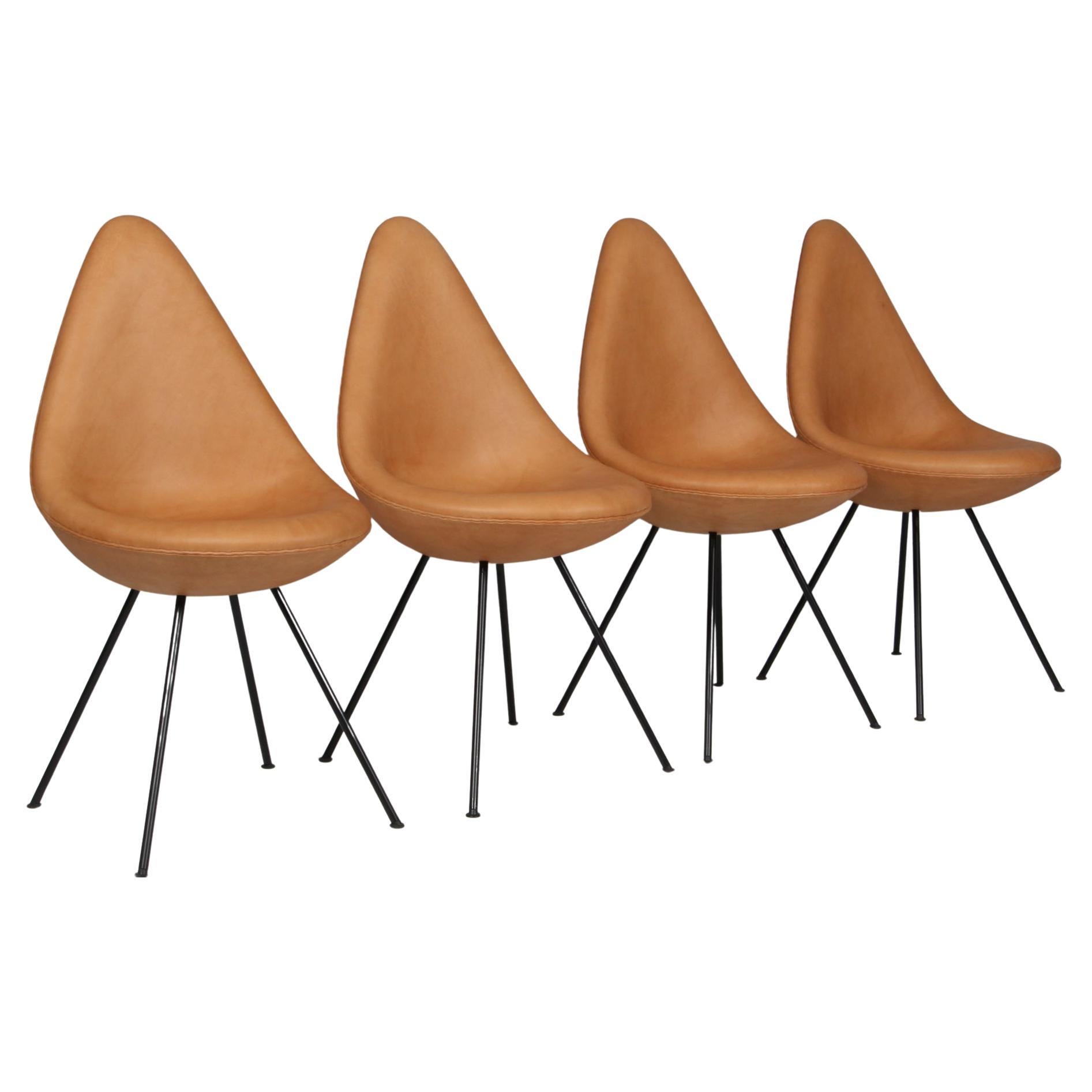 Arne Jacobsen, Dining Chair Model 3110, Drop Chair, tan vintage Aniline Leather For Sale