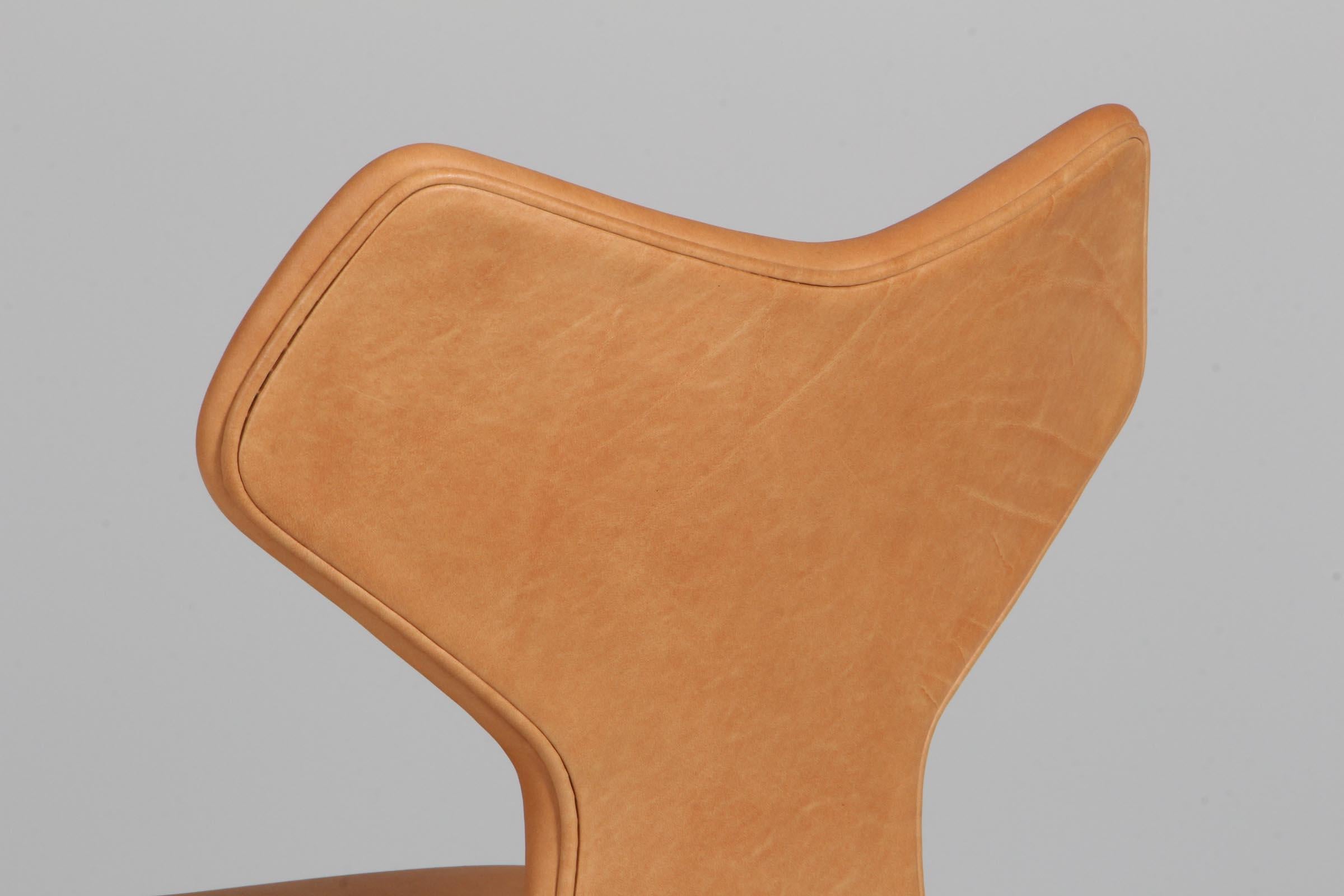 Mid-20th Century Arne Jacobsen Dining Chair, model Grand Prix model 3130