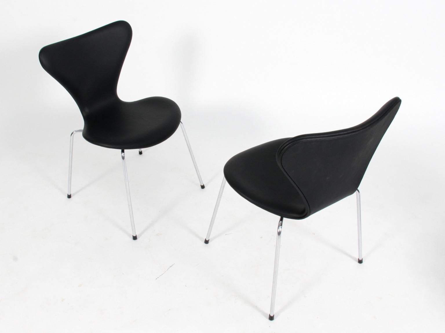 arne jacobsen dining chairs