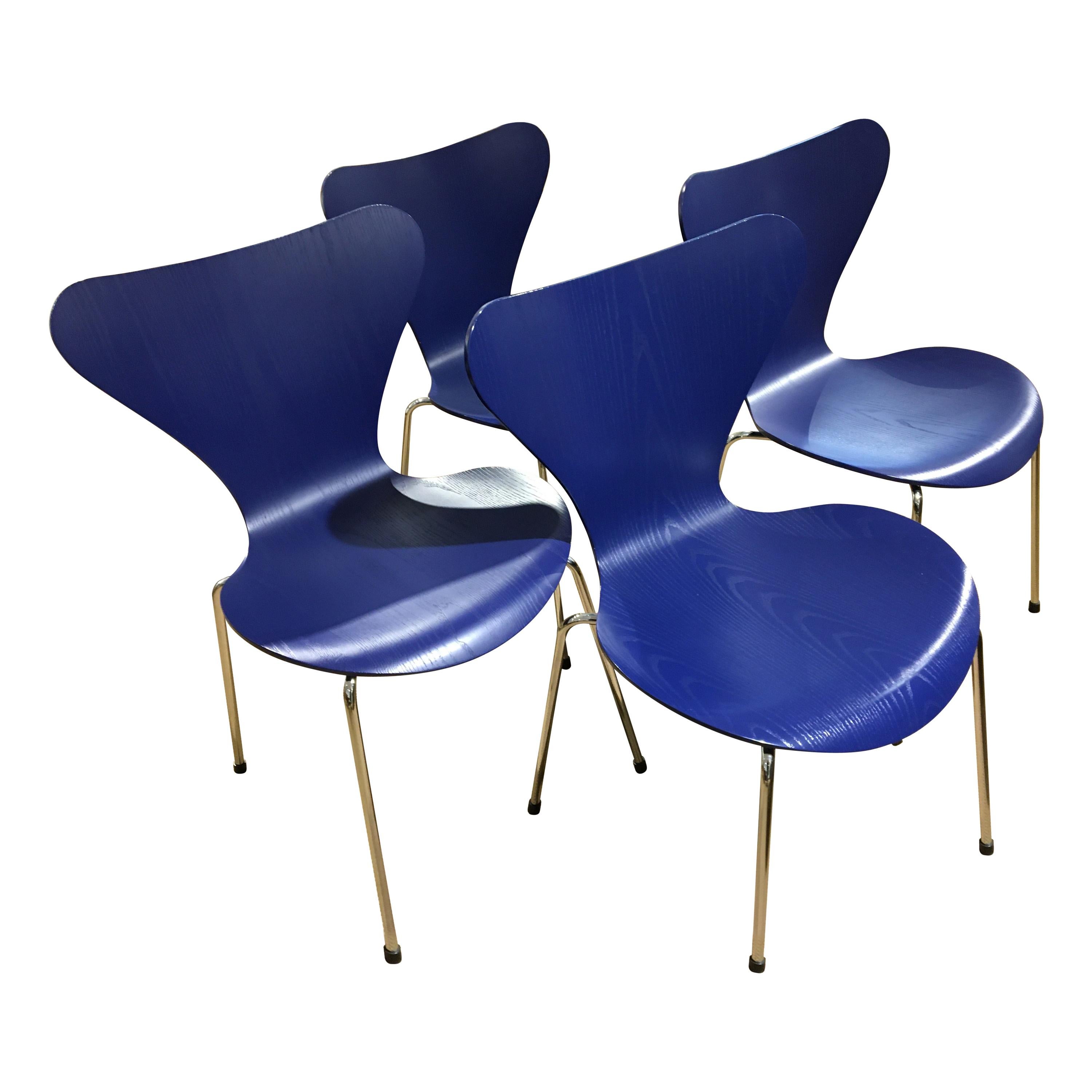 Arne Jacobsen Dining Chairs 4 Pcs, Aj 3107 in Blue