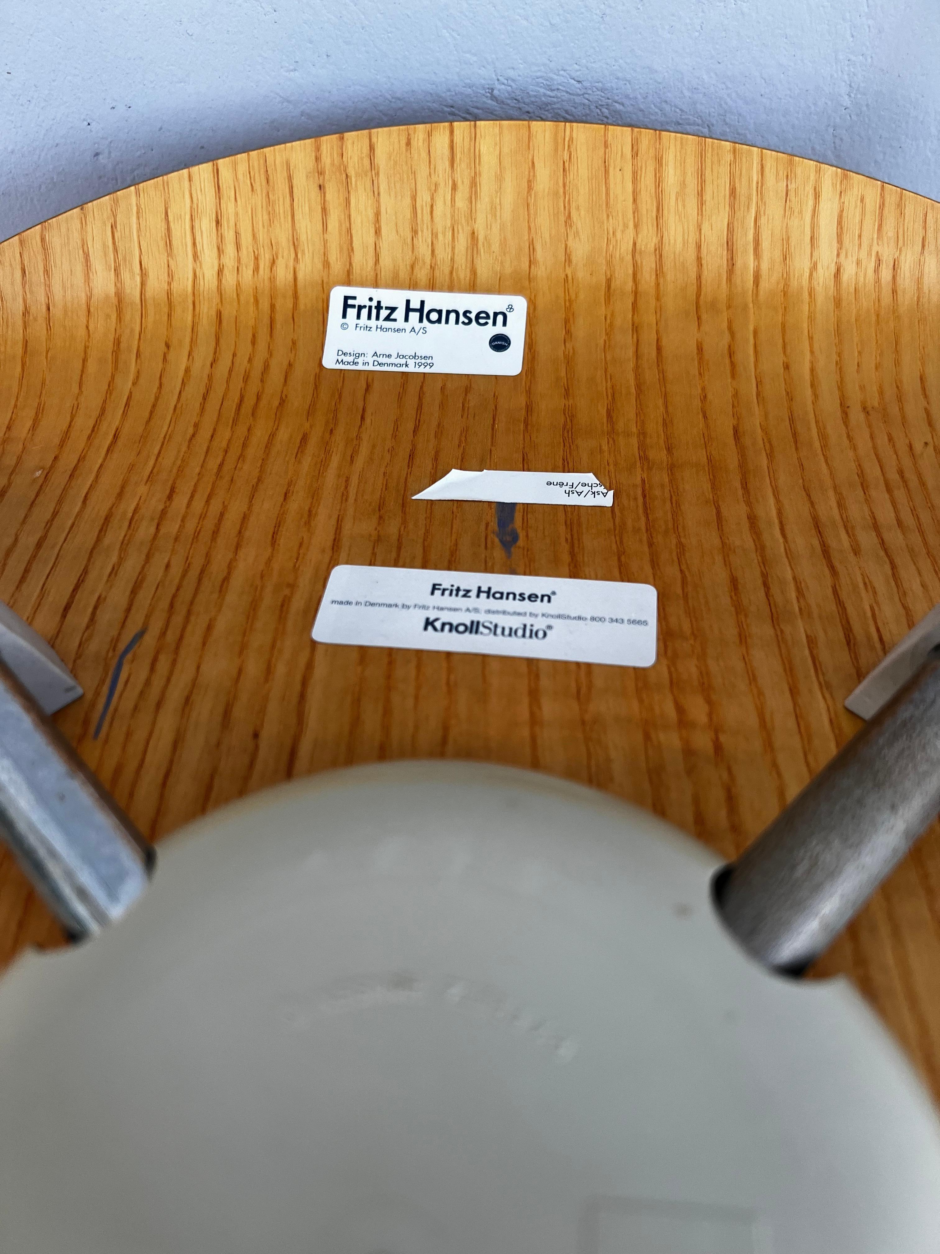 Sedie da pranzo Arne Jacobsen Set di due di Fritz Hansen 1