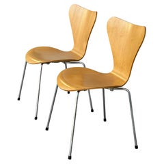 Arne Jacobsen Dining Chairs Set of Two by Fritz Hansen