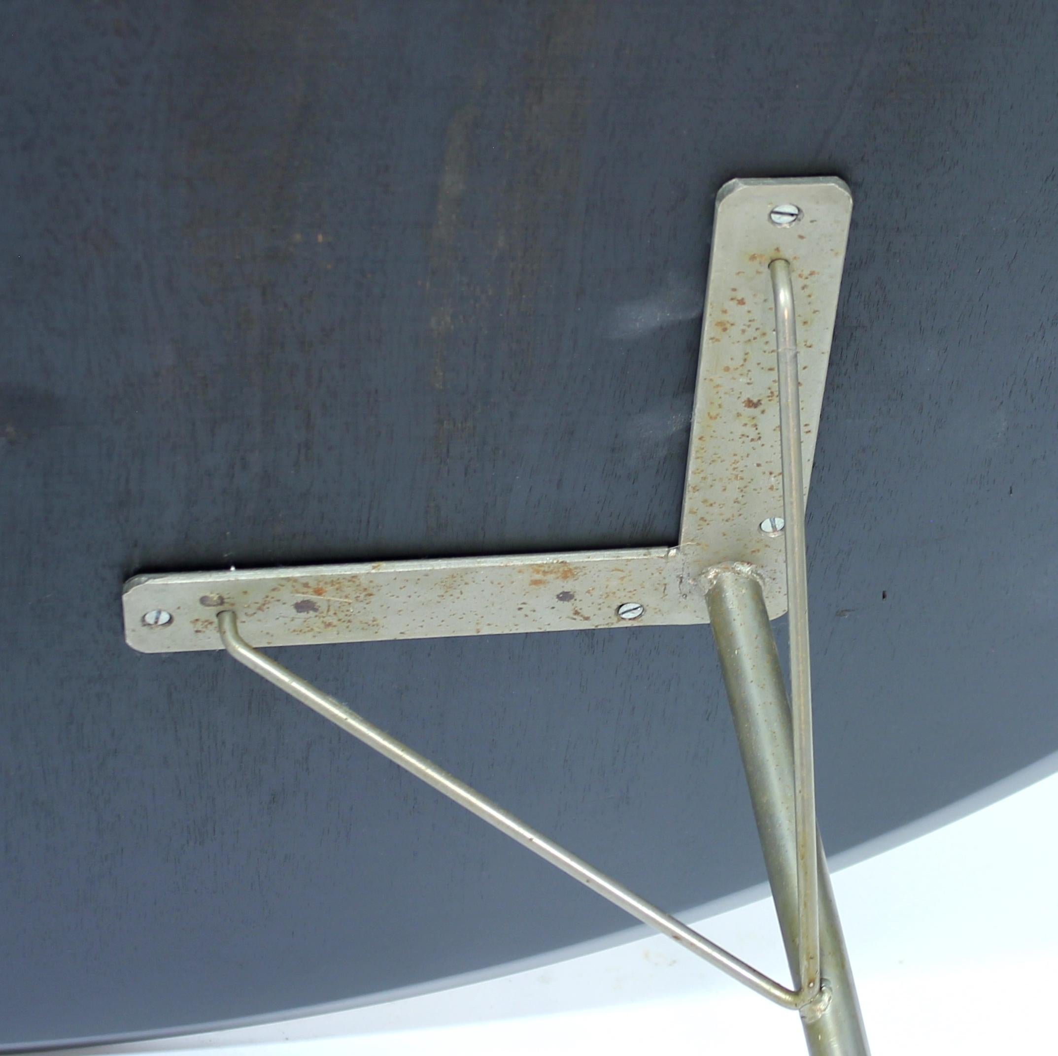 Arne Jacobsen, dining table, model 3600, Fritz Hansen, ca 1980 For Sale 3