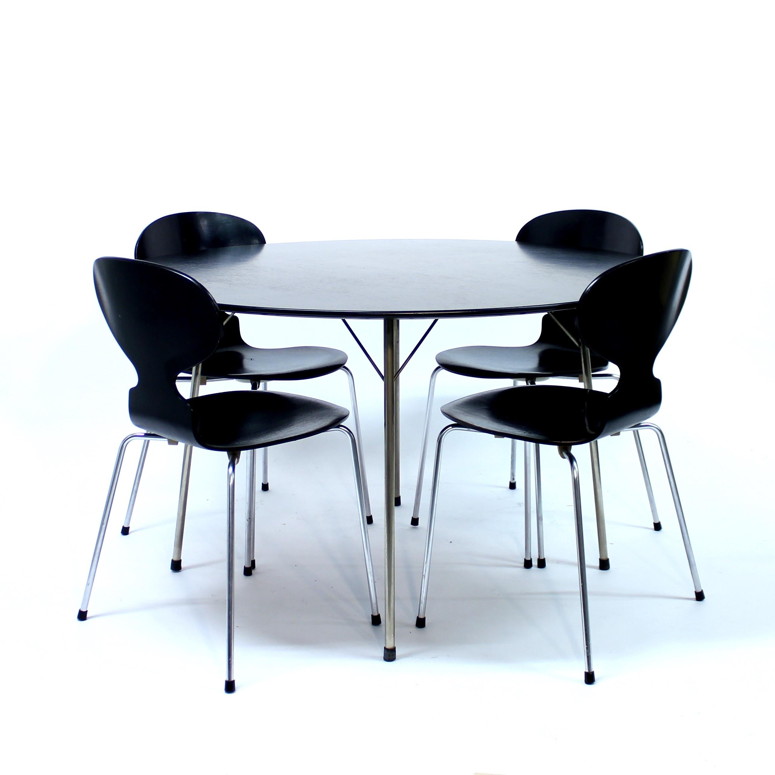 Chrome Arne Jacobsen, dining table, model 3600, Fritz Hansen, ca 1980 For Sale