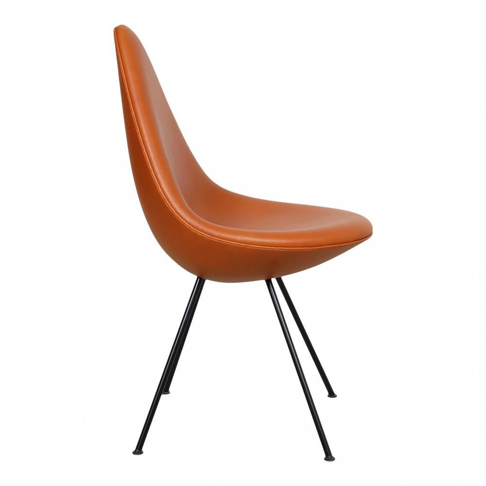 Scandinavian Modern Arne Jacobsen Drop Black Lacquered Chair in Walnut Aniline