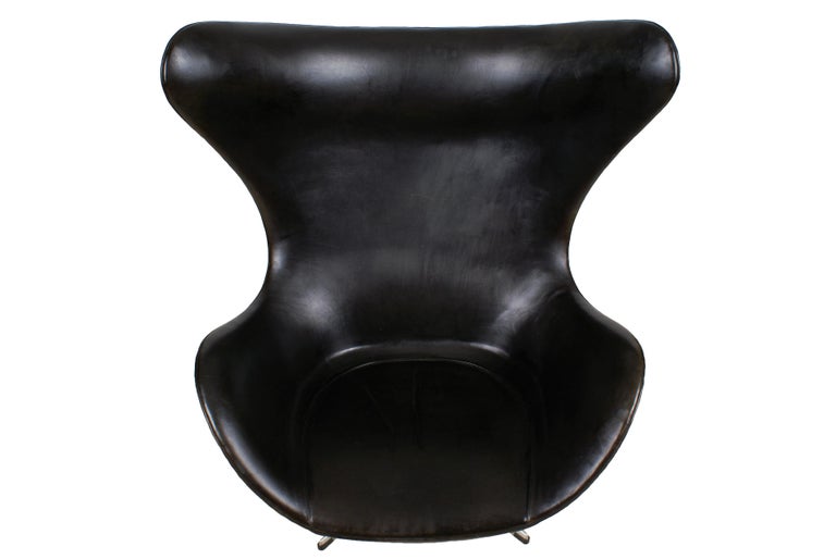 Arne Jacobsen Early Egg Chair in Black Leather, Fritz Hansen, 1958 6
