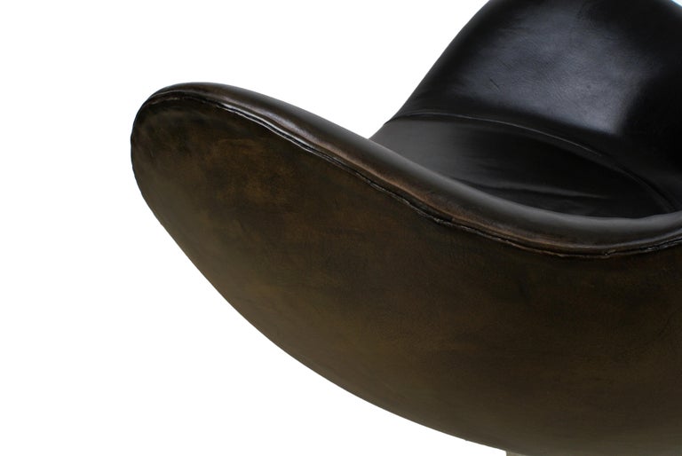 Arne Jacobsen Early Egg Chair in Black Leather, Fritz Hansen, 1958 9