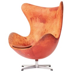 Arne Jacobsen Egg Chair by Fritz Hansen in Denmark