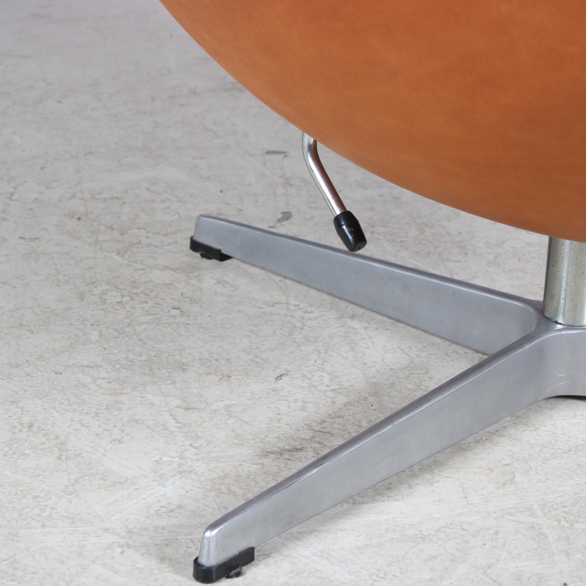 Arne Jacobsen “Egg” Chair for Fritz Hansen, Denmark 1980 7