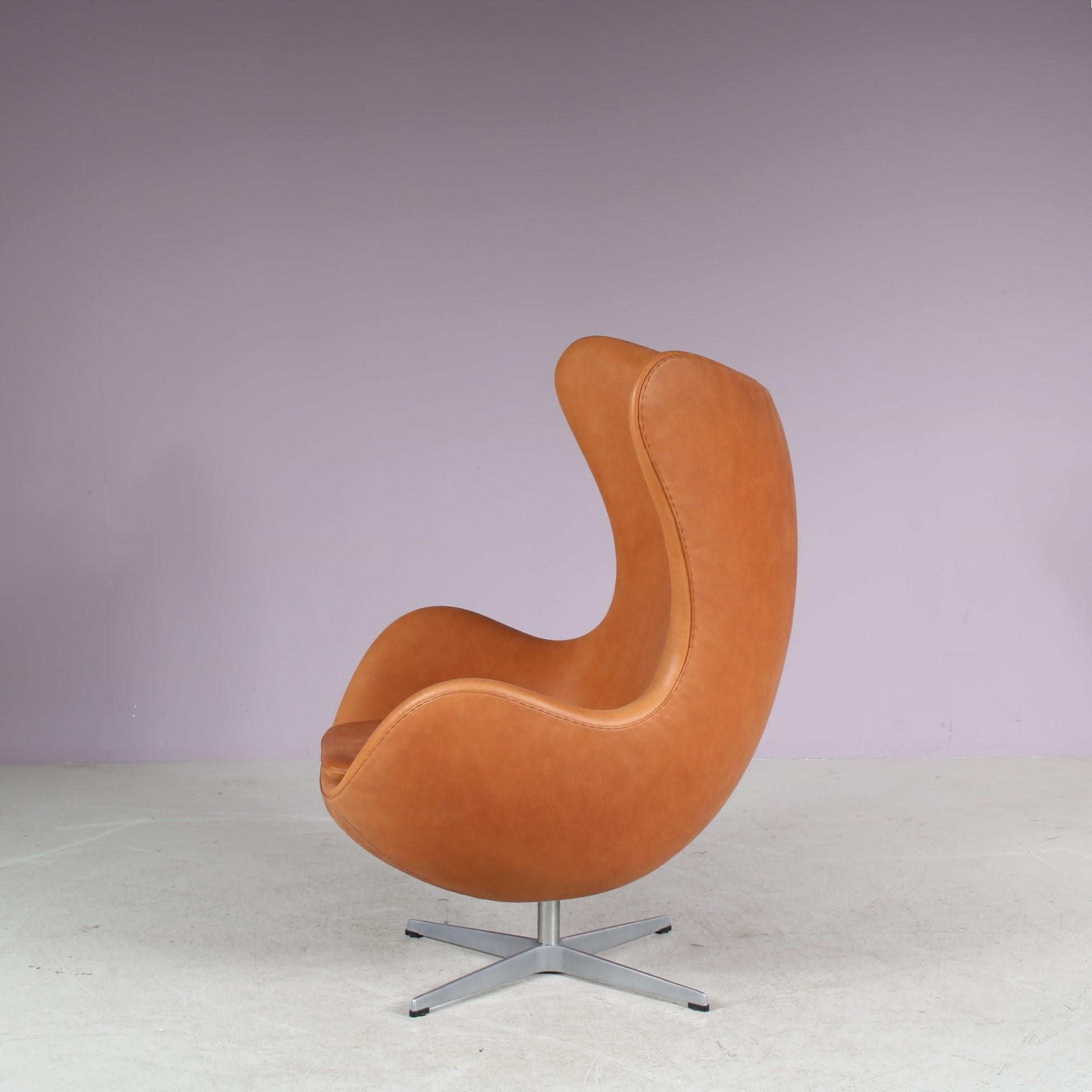 Mid-20th Century Arne Jacobsen “Egg” Chair for Fritz Hansen, Denmark 1980