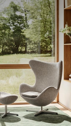 Arne Jacobsen „Egg“-Stuhl für Fritz Hansen mit Stoffpolsterung