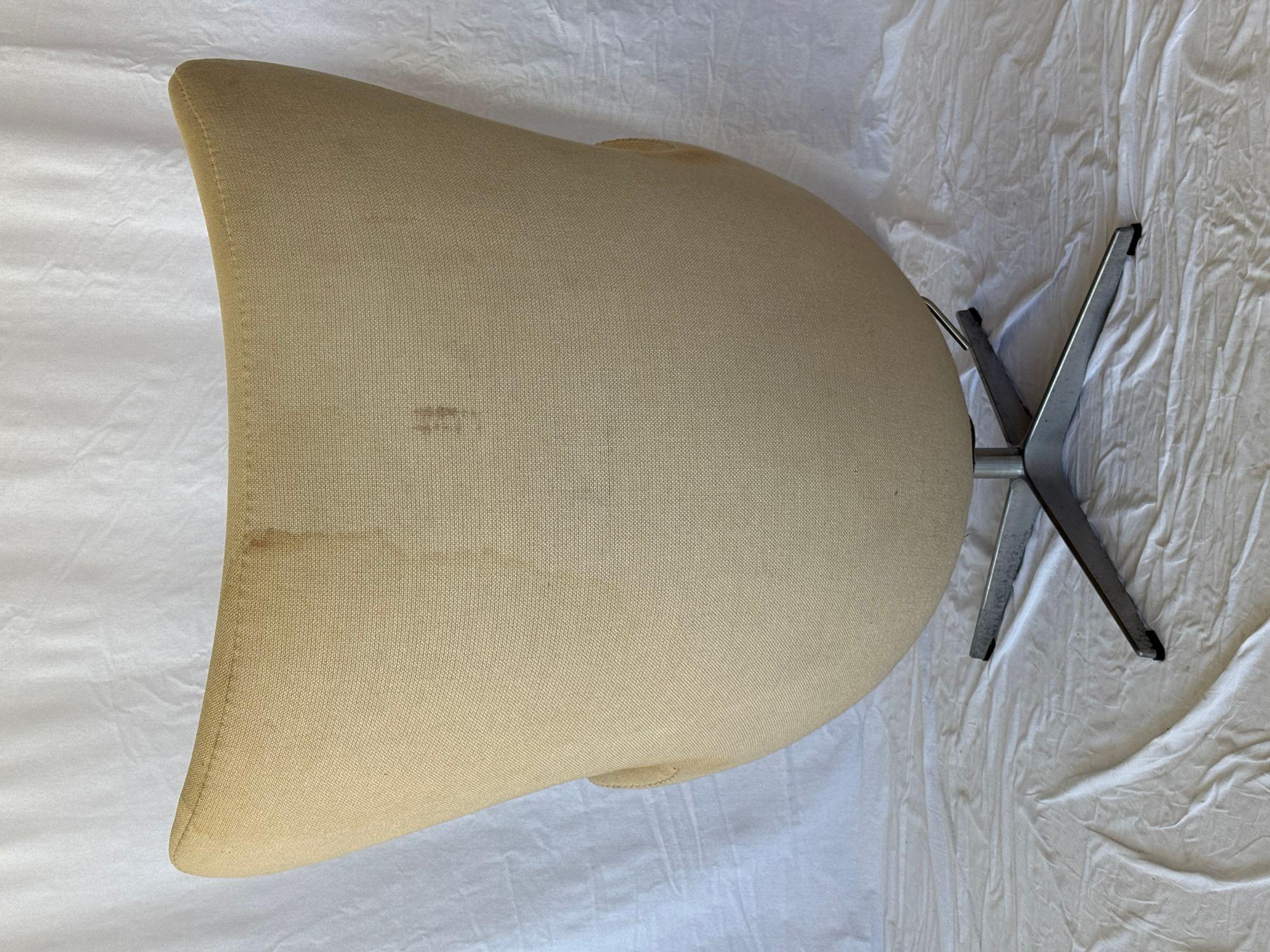 Arne Jacobsen Stuhl 