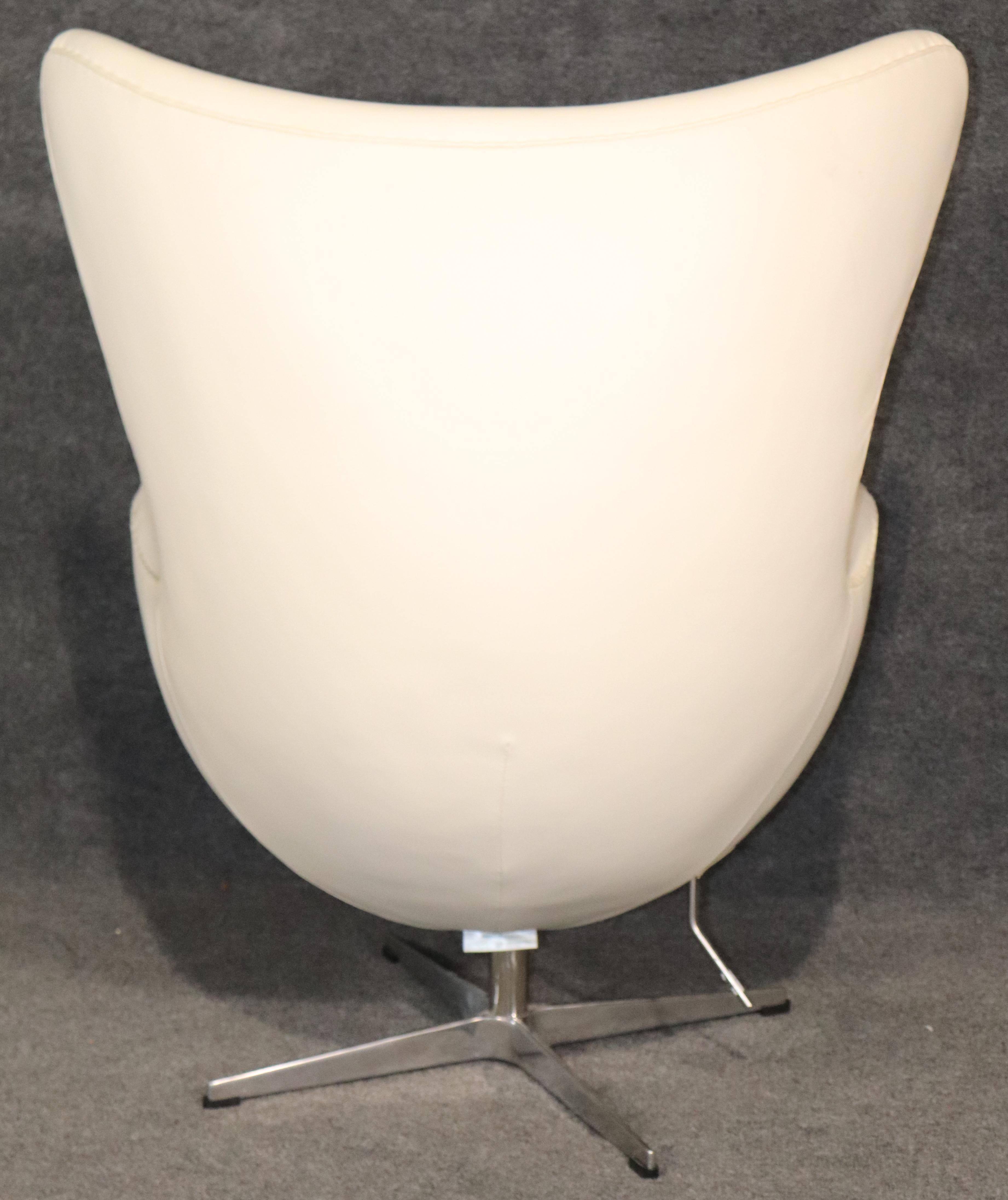 Chaise œuf d'Arne Jacobsen Bon état - En vente à Brooklyn, NY