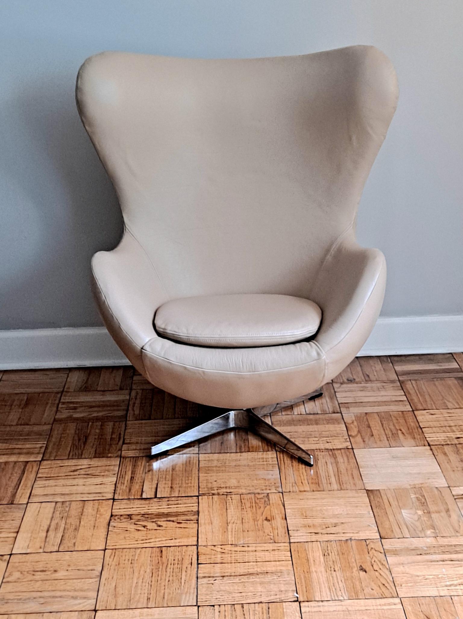 Metal Arne Jacobsen Egg Chair  For Sale
